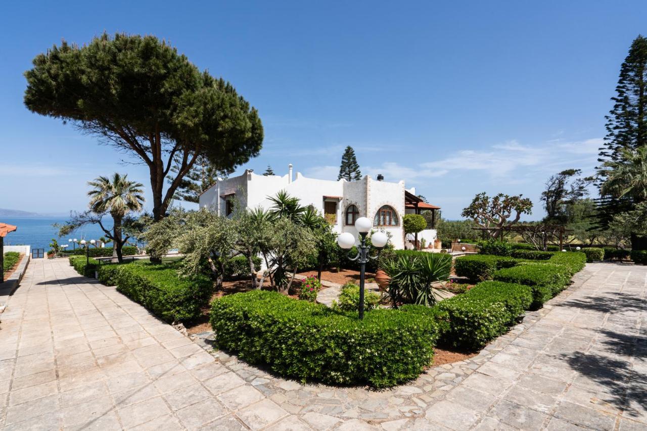 Beachfront Family Villa Katerina With Private Pool, Playground, Bbq & Amazing Sea Views! Petres  Bagian luar foto